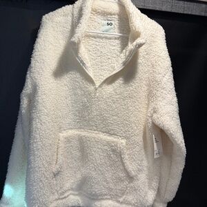 Oversized cozy pullover